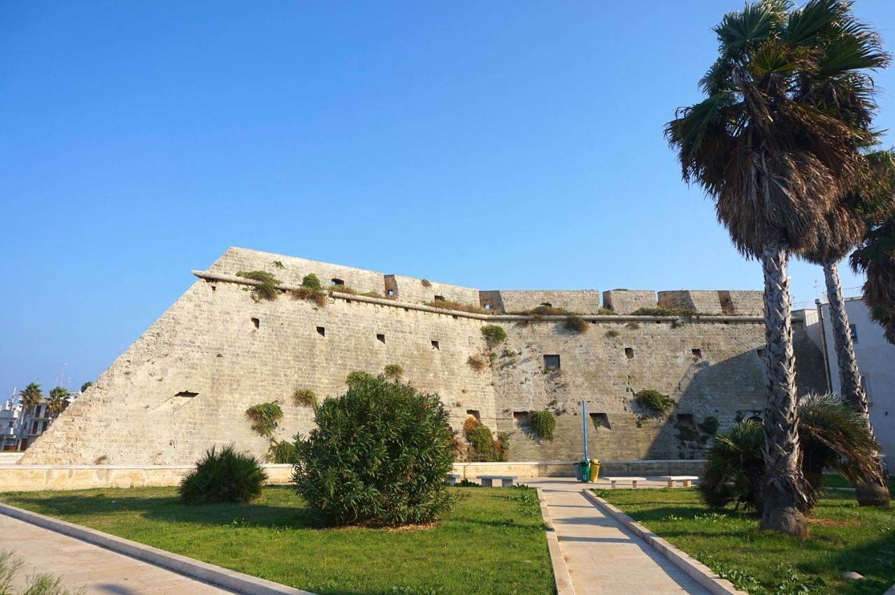 مبيت وإفطار مولا دي باري Holithªy Molª المظهر الخارجي الصورة